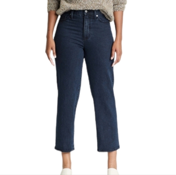 Women's High-Rise Straight Fit Cropped Jeans | Universal Thread | 8 - Picture 1 of 11